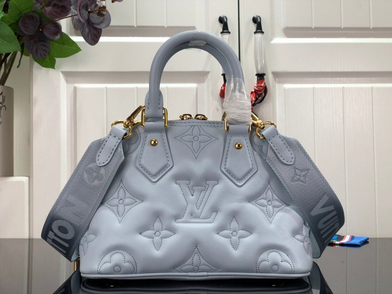 LOV - Luxurious Totes - 1588