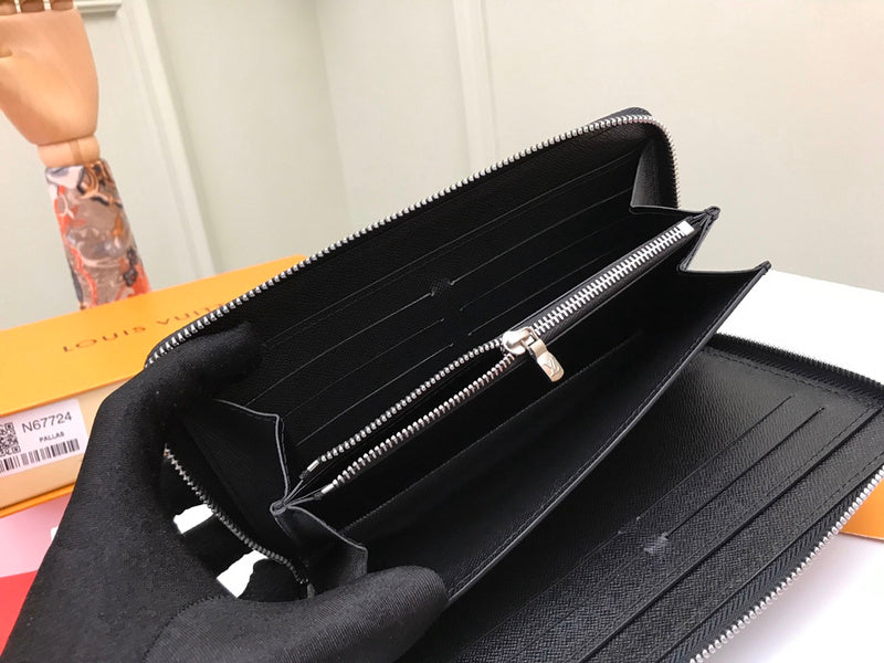 Luxurious Totes - Latest - 765