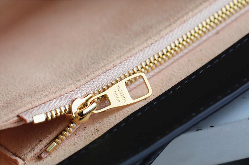 Lux-Totes - LOV Bags - 1111