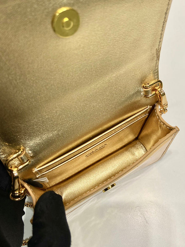 PDA - Luxurious Totes - 128