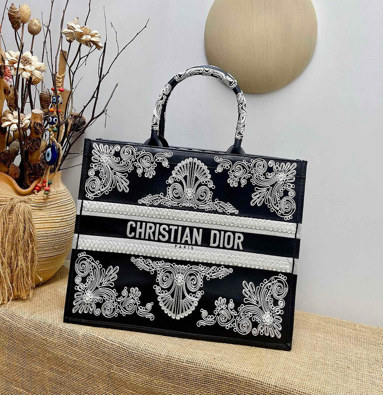 Luxurious Totes - Latest - 6554