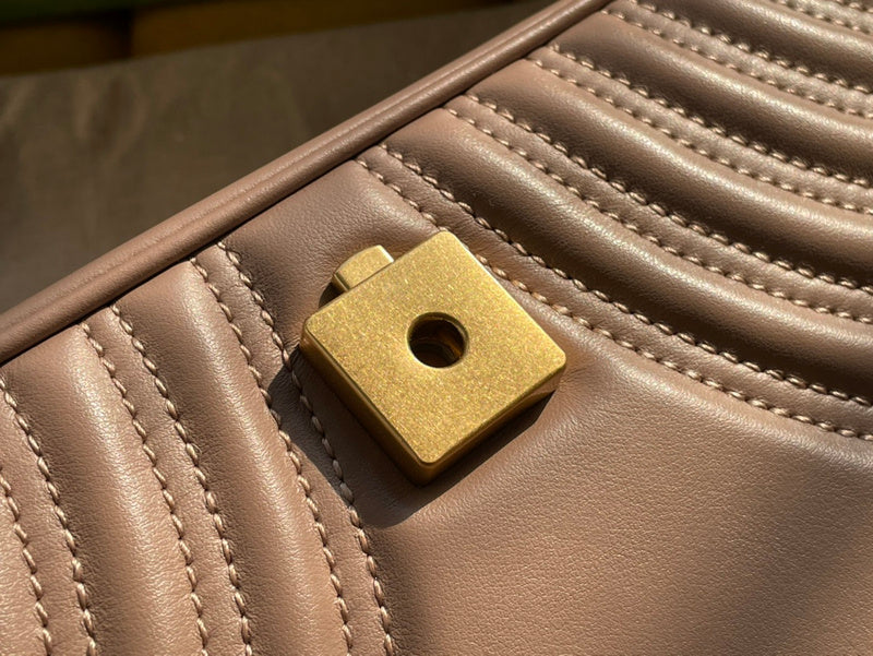 GUI - Luxurious Totes - 902