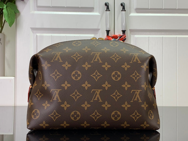 LOV - Luxurious Totes - 666