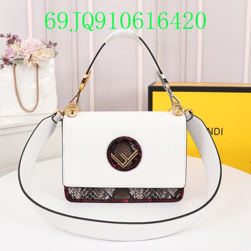 GC - Shoulder - 2898