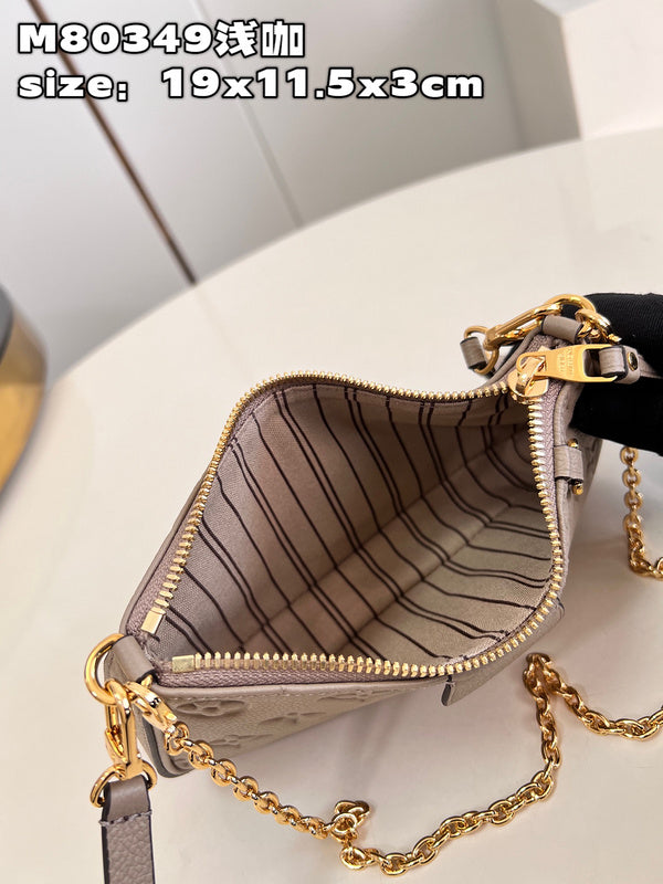 LOV - Luxurious Totes - 723