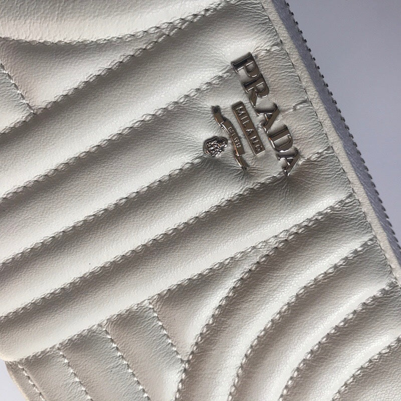 Luxurious Totes - Latest - 10202