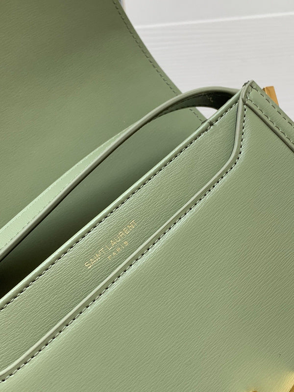 Luxurious Totes - Latest - 8136