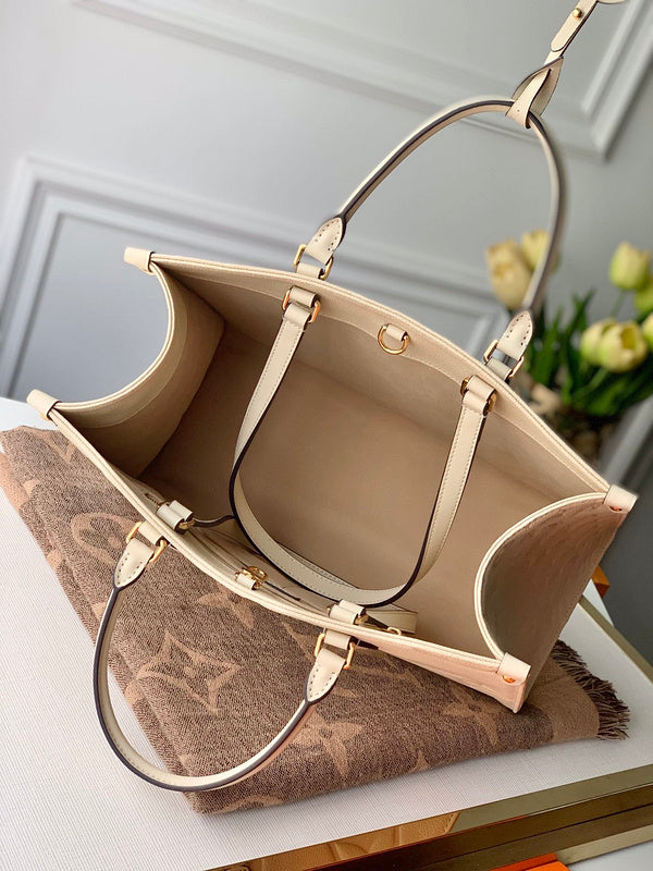 LOV - Luxurious Totes - 2632