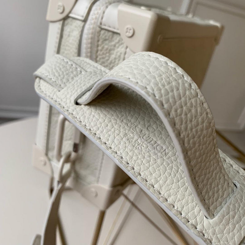 LOV - Luxurious Totes - 2704
