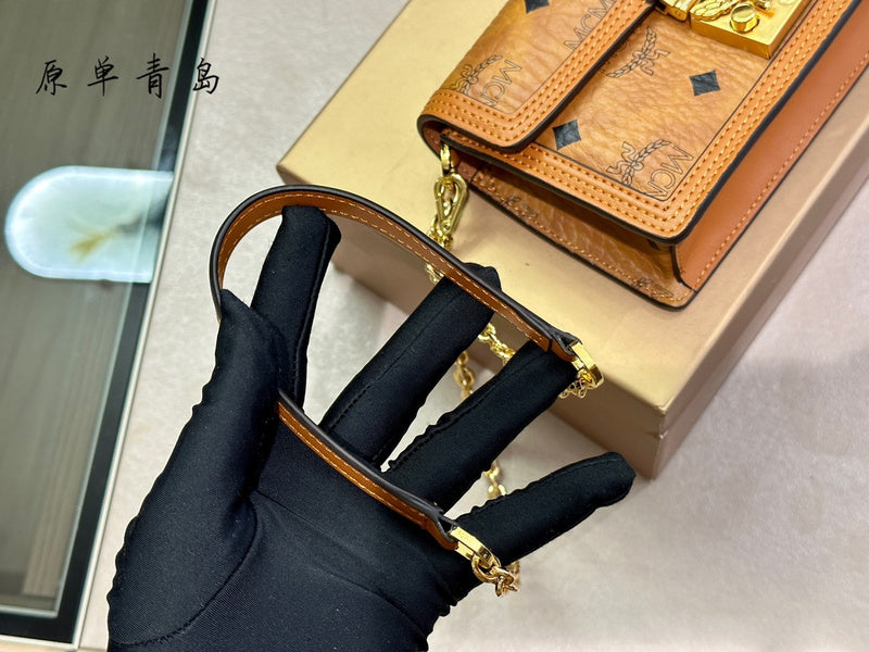 Luxurious Totes - CMM Bags - 010