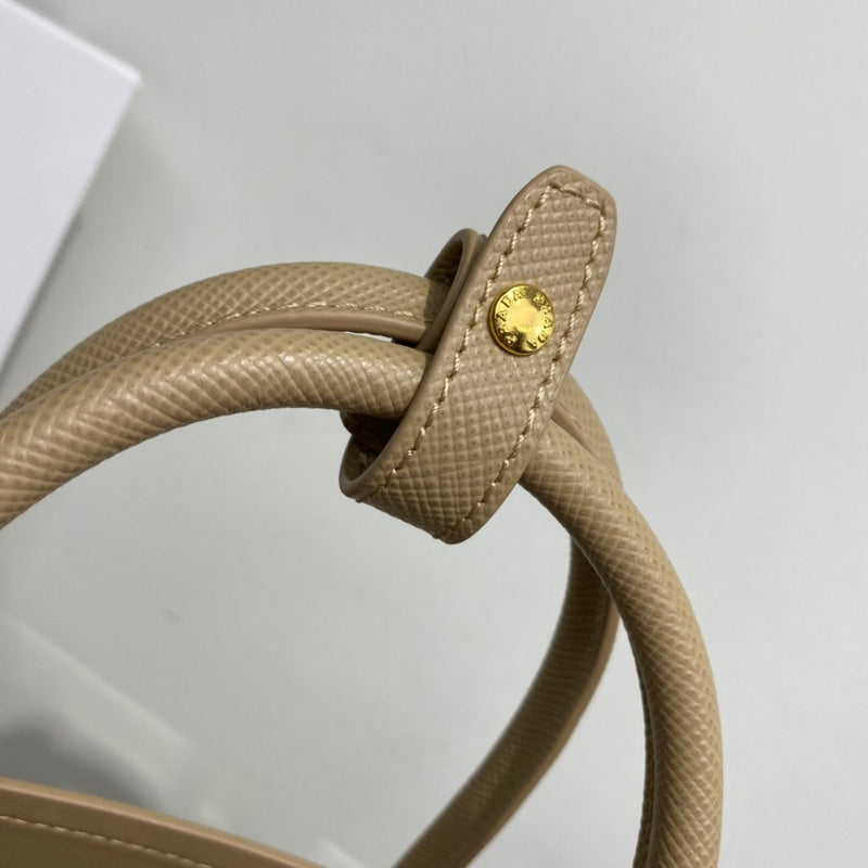 Luxurious Totes - Latest - 4561
