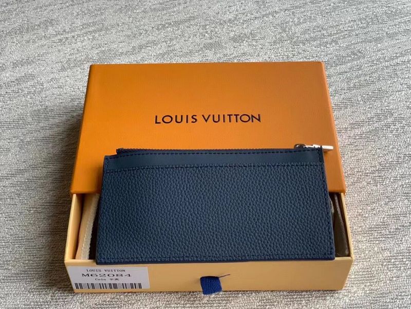 LOV - Luxurious Totes - 534