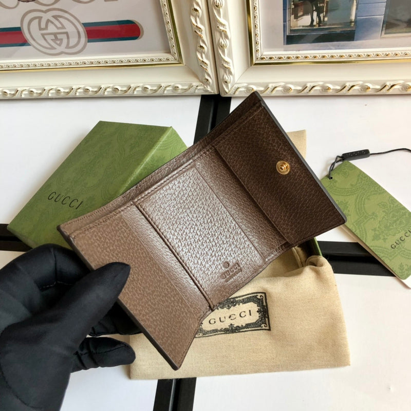 GUI - Luxurious Totes - 181