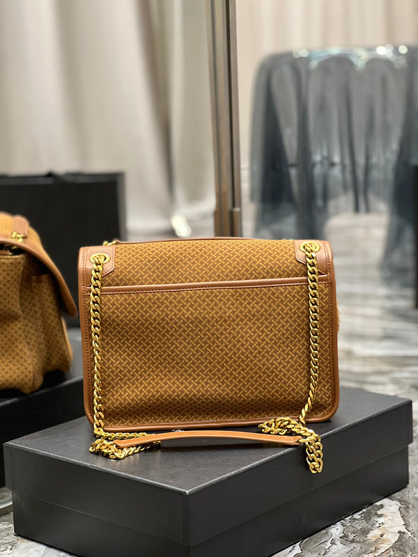Luxurious Totes - Latest - 8532