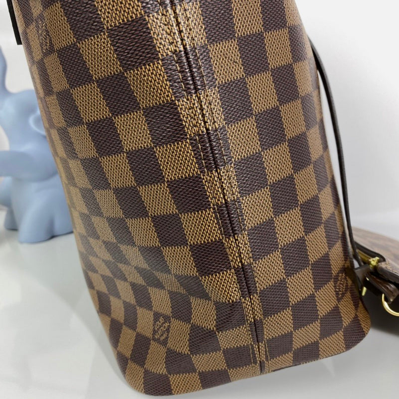 LOV - Luxurious Totes - 2579