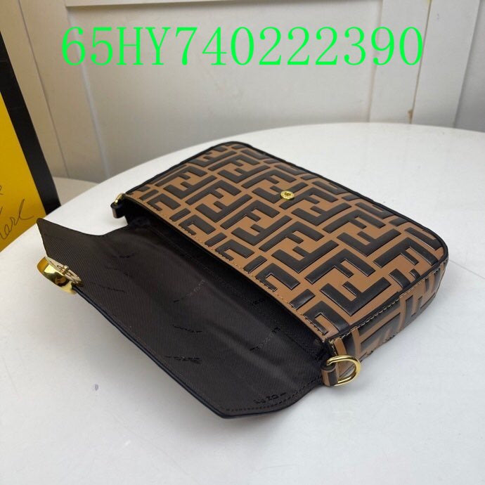 GC - Shoulder - 2856