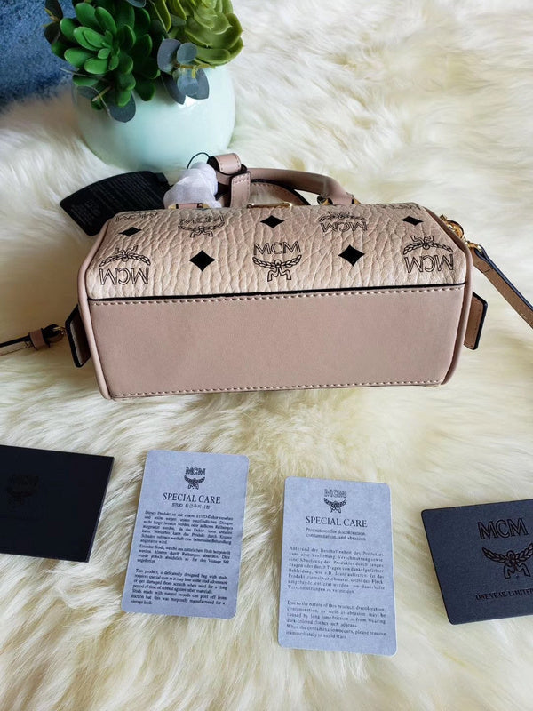 Luxurious Totes - Latest - 7884