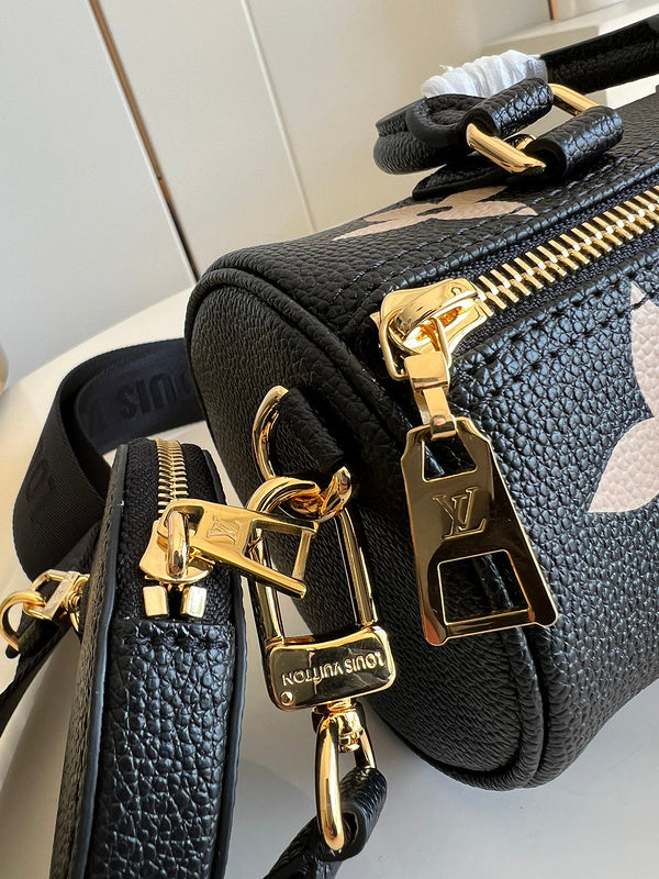 LOV - Luxurious Totes - 2057