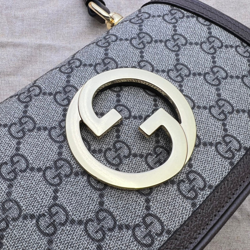 GUI - Luxurious Totes - 678