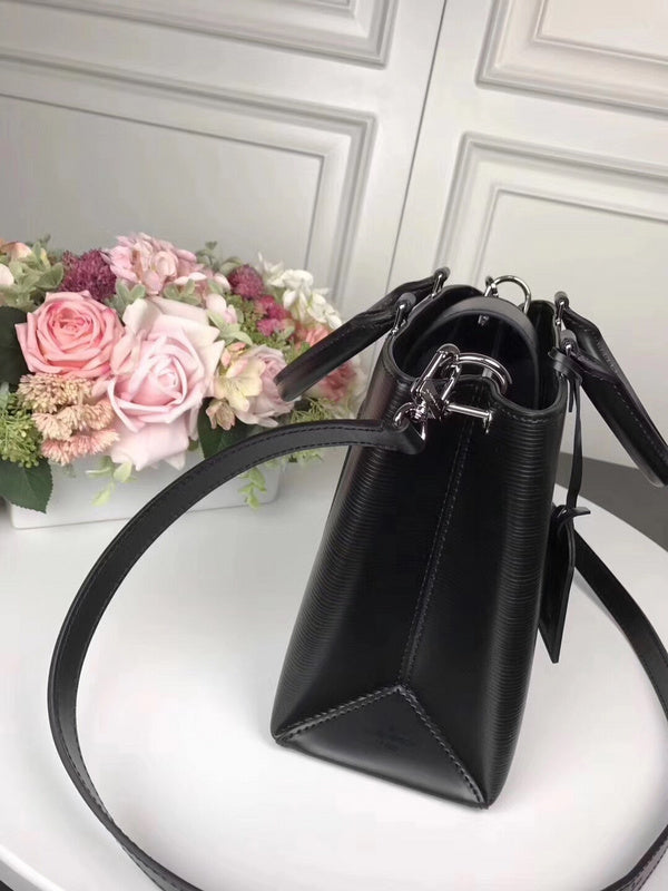 LOV - Luxurious Totes - 2350