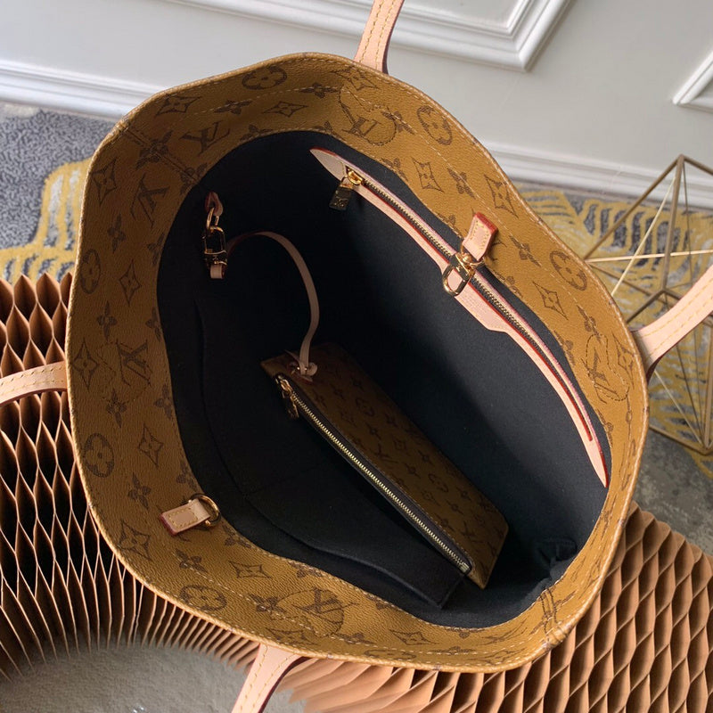 Luxurious Totes - Latest - 1544