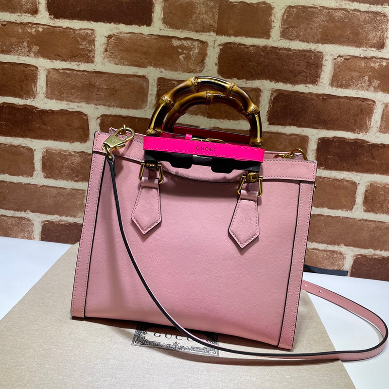 GUI - Luxurious Totes - 400