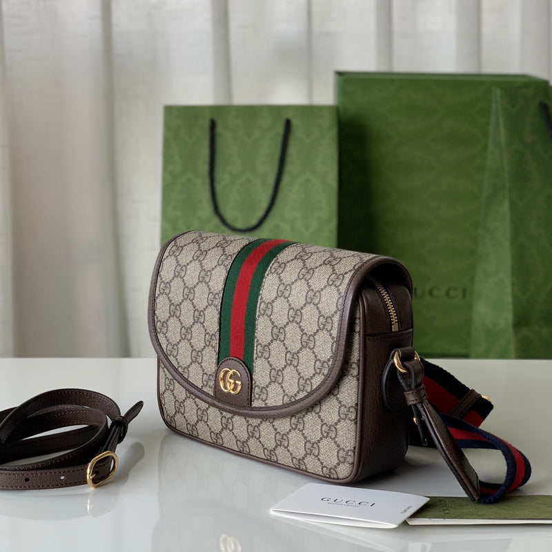 GUI - Luxurious Totes - 706