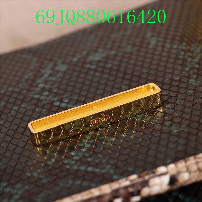 GC - Shoulder - 2890