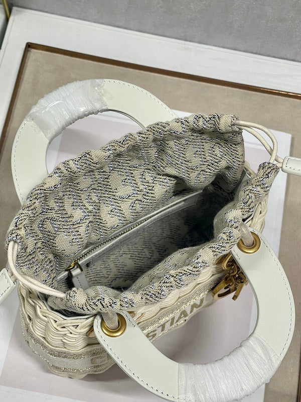 Luxurious Totes - Latest - 6335