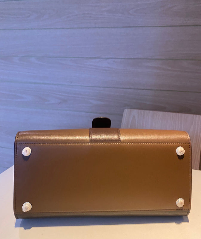 Luxurious Totes - Latest - 6141