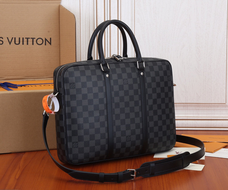 LOV - Luxurious Totes - 2549