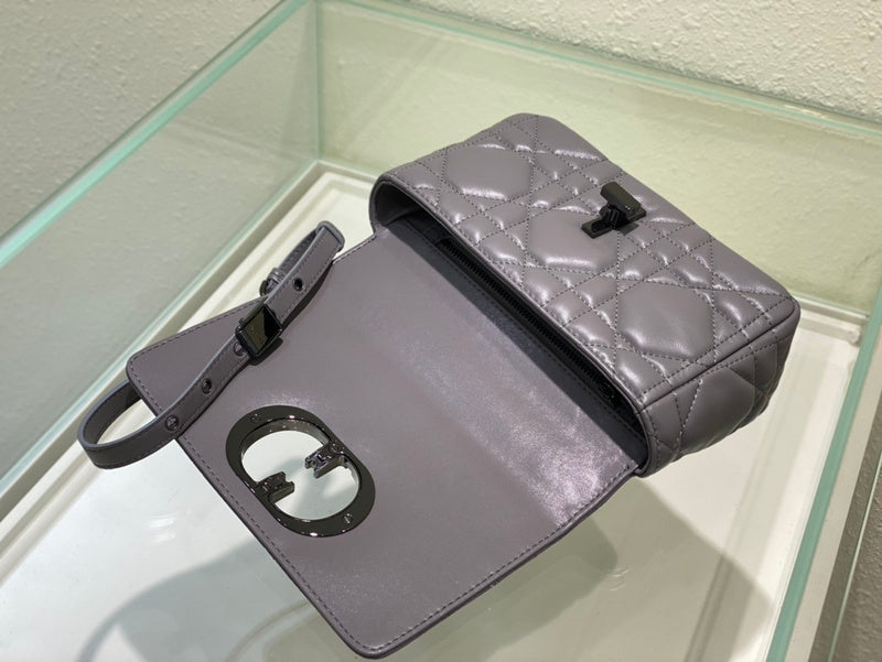 Luxurious Totes - Latest - 6354