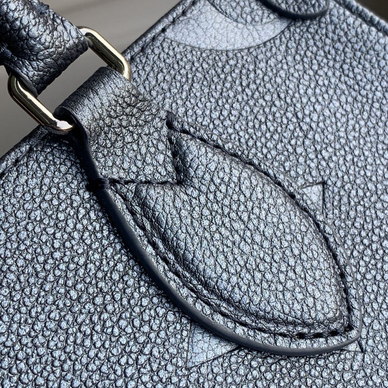 LOV - Luxurious Totes - 2196