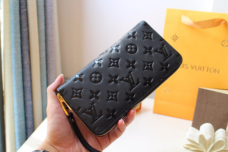 Luxurious Totes - Latest - 853