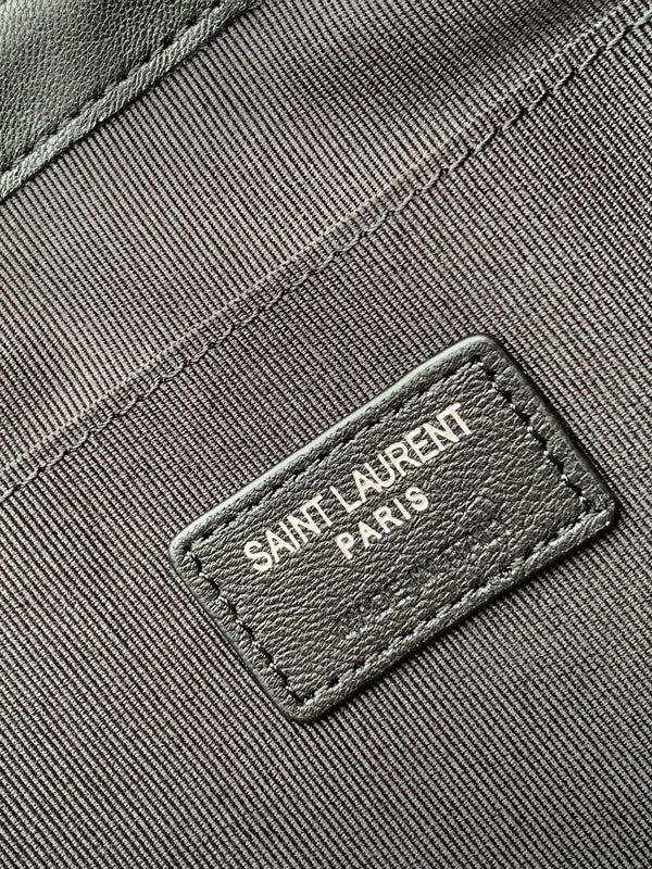 Luxurious Totes - Latest - 8661