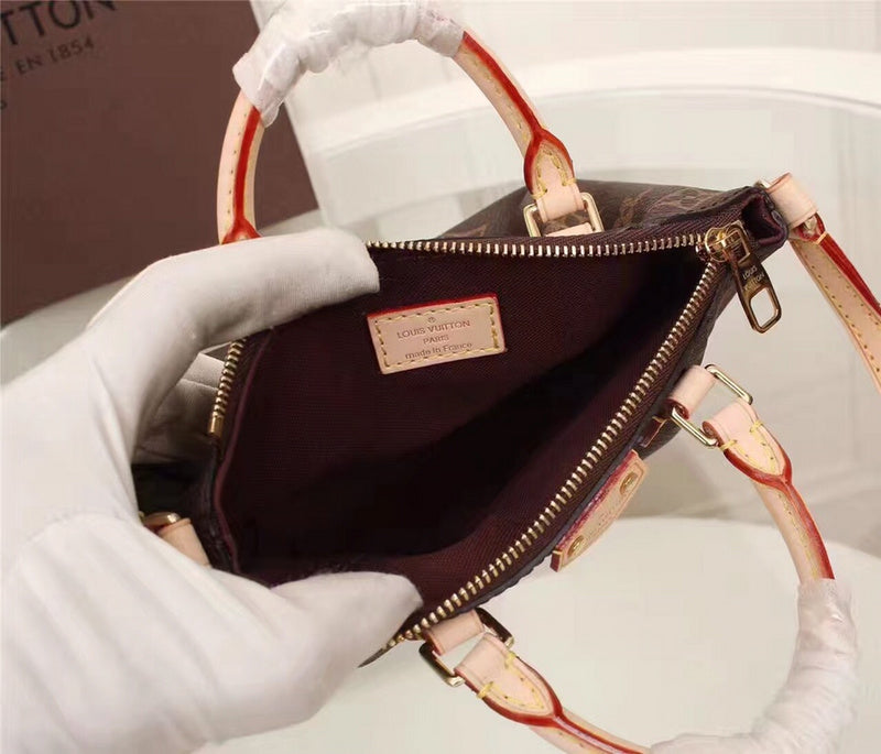 LOV - Luxurious Totes - 1221