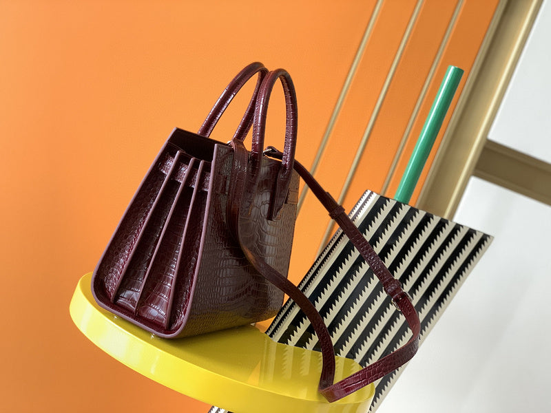 Luxurious Totes - Latest - 8867