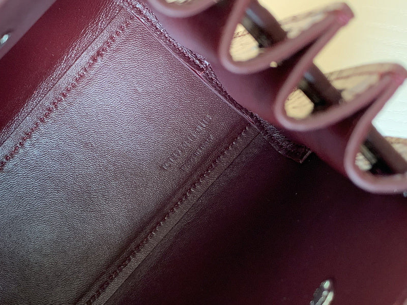 Luxurious Totes - Latest - 8869