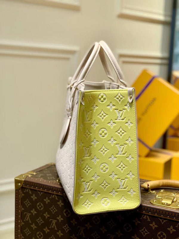 LOV - Luxurious Totes - 1743