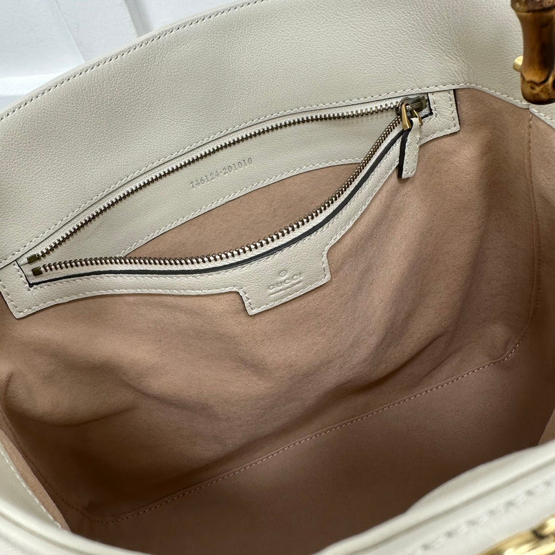 GUI - Luxurious Totes - 280