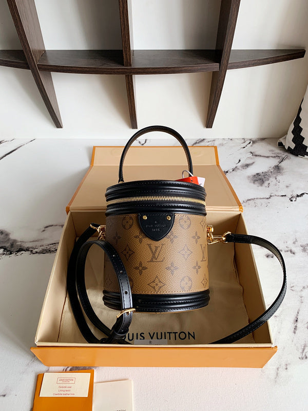 Luxurious Totes - Latest - 1868