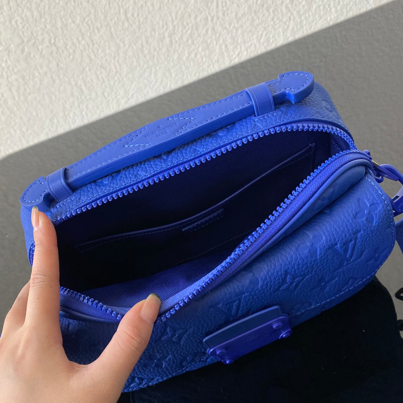 LOV - Luxurious Totes - 2234