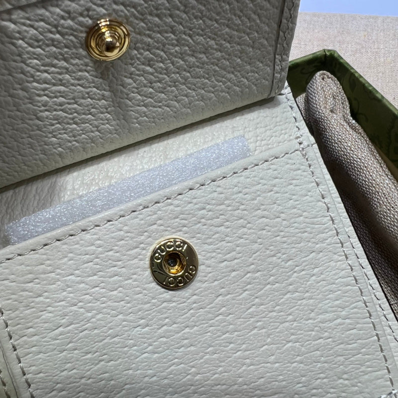 GUI - Luxurious Totes - 339