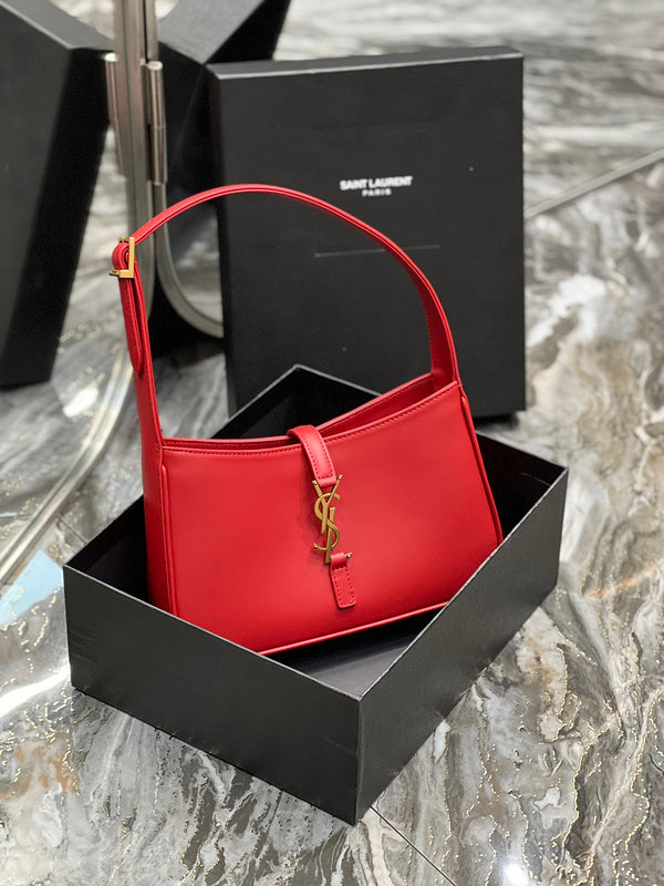 Luxurious Totes - Latest - 8117