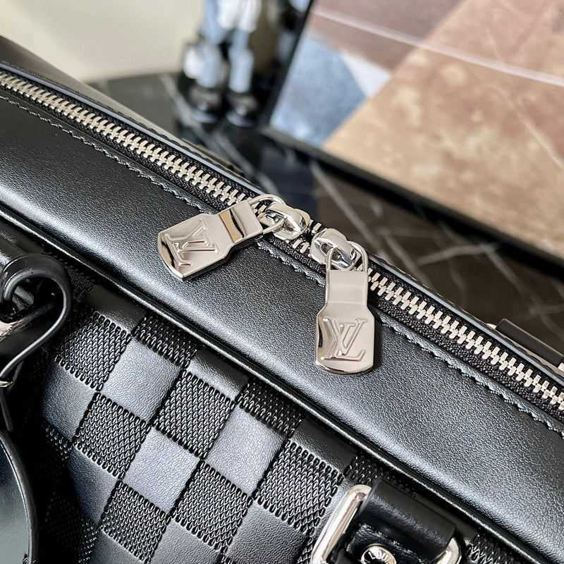 LOV - Luxurious Totes - 1210