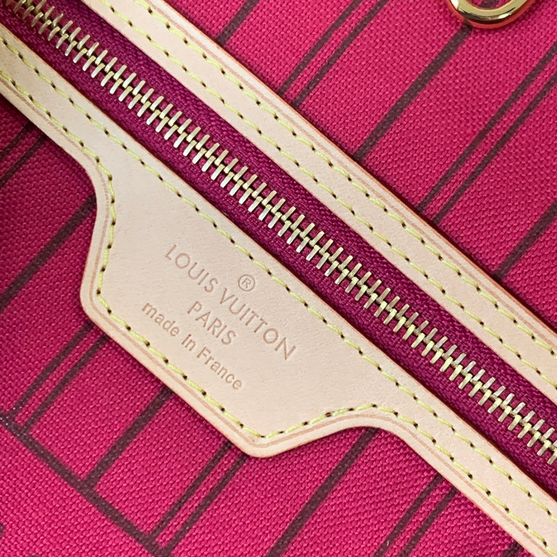 LOV - Luxurious Totes - 1154