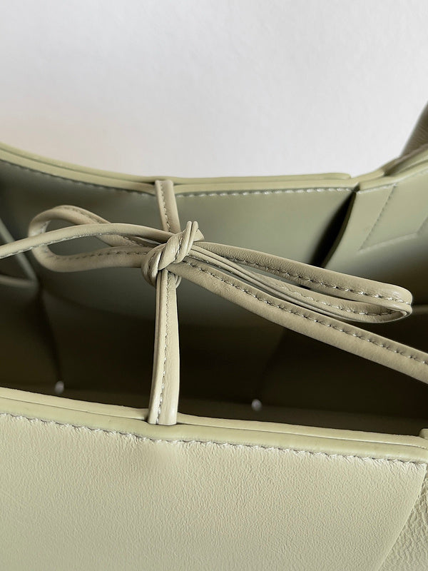 Luxurious Totes - Latest - 6971