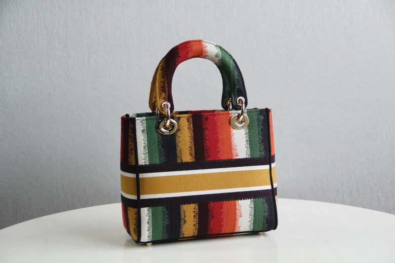 Luxurious Totes - Latest - 6527
