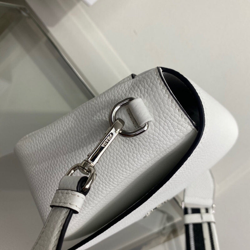 Luxurious Totes - Latest - 4603