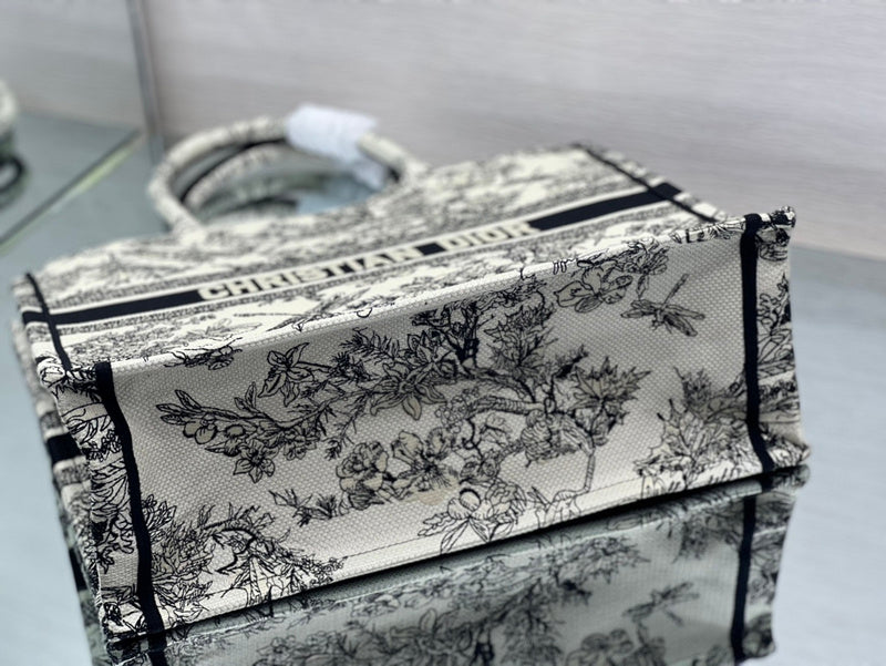 Luxurious Totes - Latest - 6270
